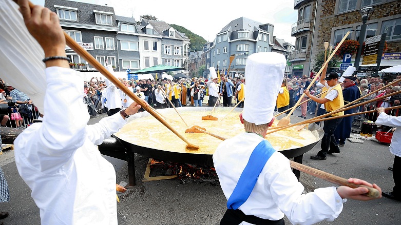  10 bin yumurtayla omlet